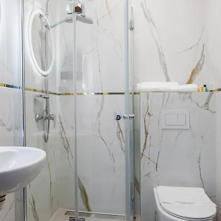 Hotel Poniatowski Radom Esterno foto
