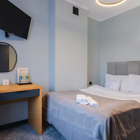 Hotel Poniatowski Radom Esterno foto